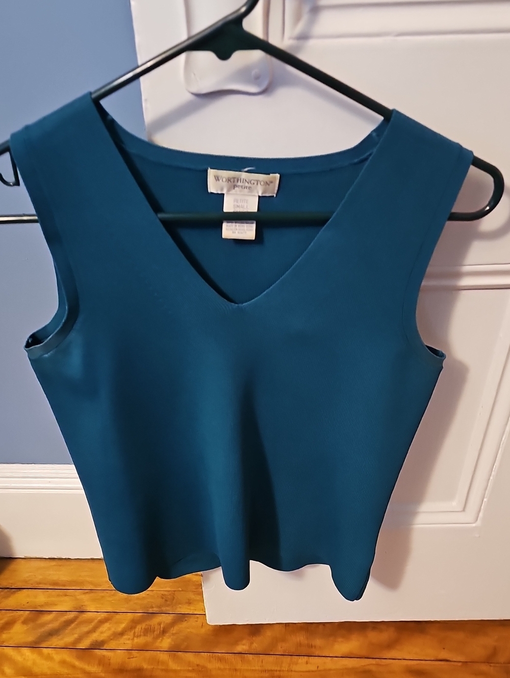 Worthington Teal Blue V-Neck Sleeveless Top